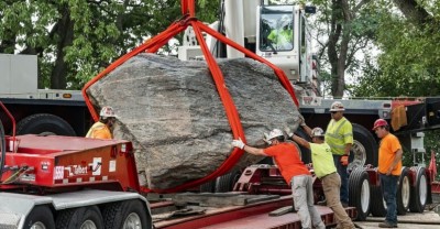 Chamberlin_Rock_Removal21_7788-775x515.jpg